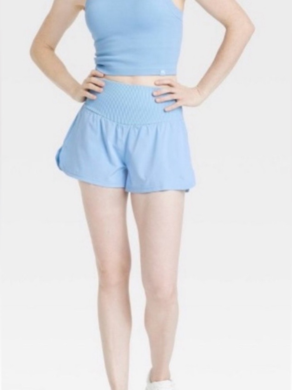 JoyLab High-Rise Seamless
Waistband Woven Shorts 2.5" - Light Blue M